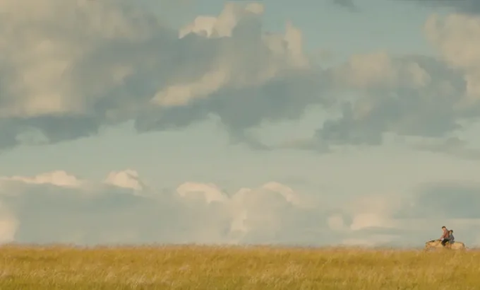 秋丰满月时 Эргэж ирэхгүй намар