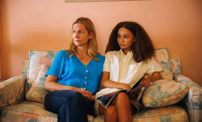 阳光海岸成长日记 Suncoast