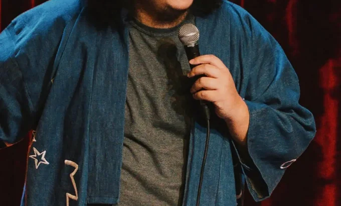 雷德·奥莱罗：万岁是谎言 Red Ollero: Mabuhay Is a Lie