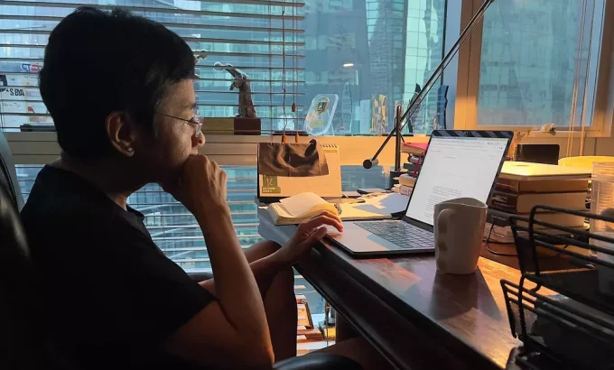 就这样开始了 And So It Begins