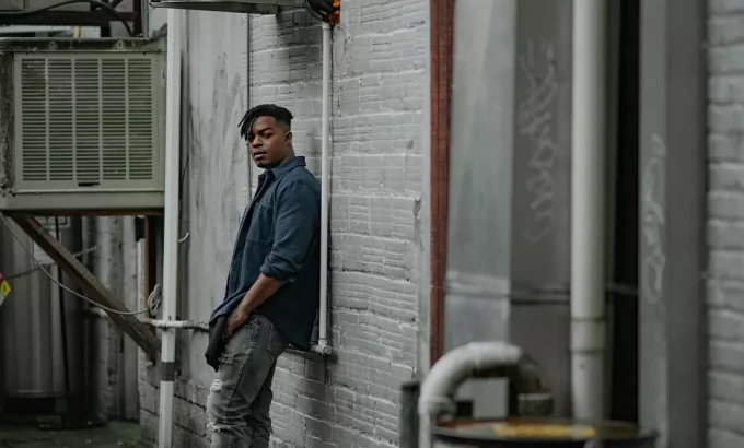 黑夜终至 The Night Always Comes