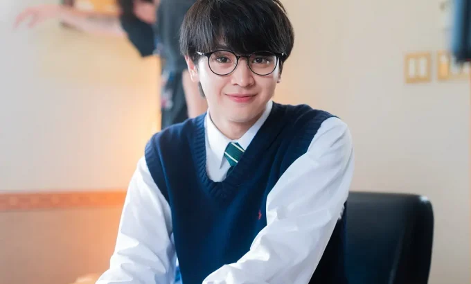 修学旅行时被分进了合不来的组 修学旅行で仲良くないグループに入りました