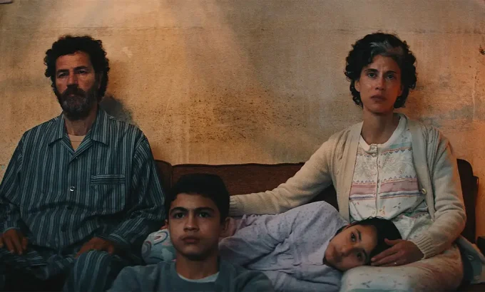 唯有追忆 اللي باقي منك