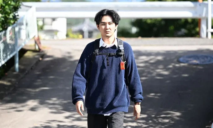 侦探先生，你的背包开着呢 探偵さん、リュック開いてますよ